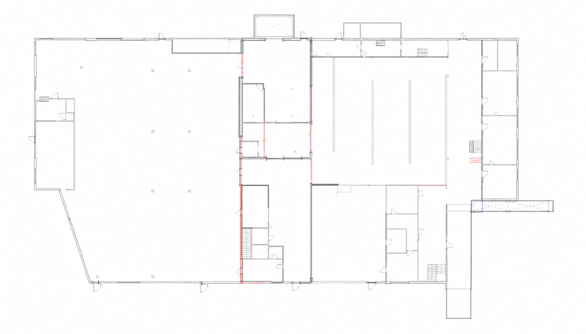 Demoplattegrond met een productiehal links en technische ruimten rechts.